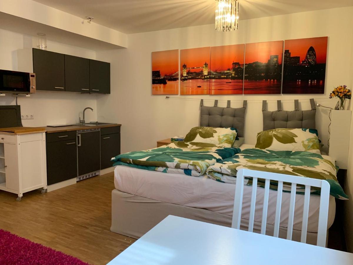 Private, Dog-friendly Room- Easy Access To City Centre And Trade Fair- Free Parking Munique